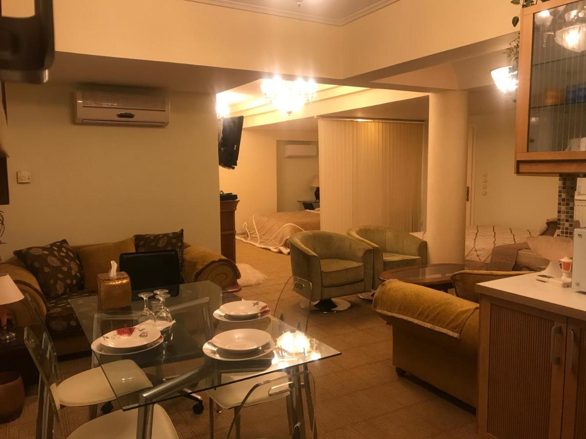 Wonderful Playroom Apartment Athènes Extérieur photo